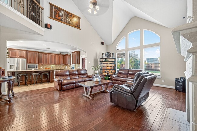 Building Photo - 1206 Coleridge St