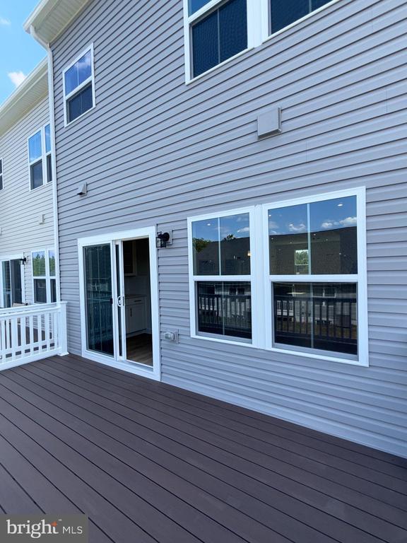 Building Photo - 9193 Edenderry Dr