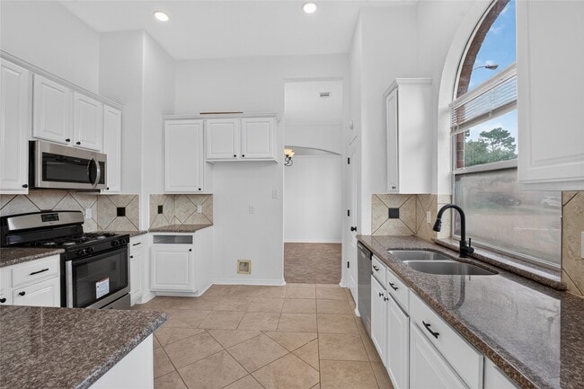 Building Photo - 23827 Spring Dane Dr