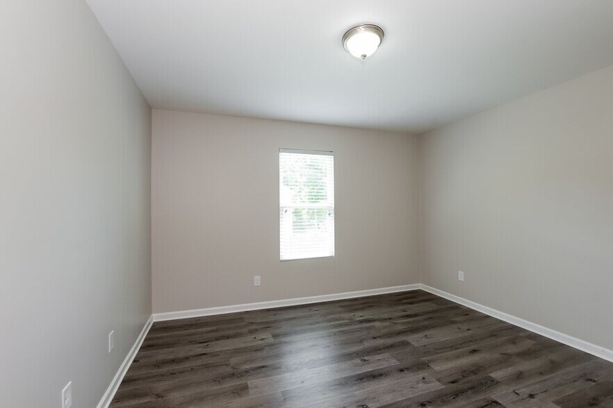 Building Photo - 10812 Maryanna Ct