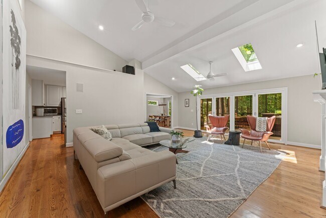 Building Photo - Award-Winning 5BD, 4BA Raleigh Home with Huge Bonus Outdoor Pavillion