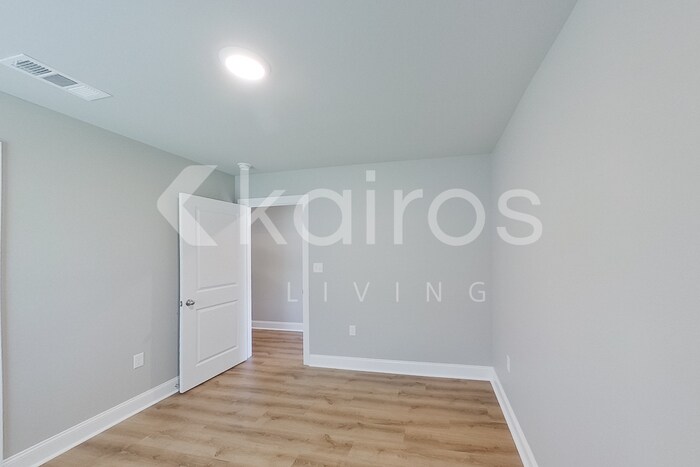 Building Photo - 22850 Monterey Ave