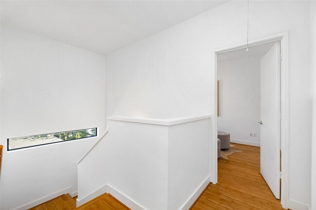 Building Photo - 5012 Cornish St