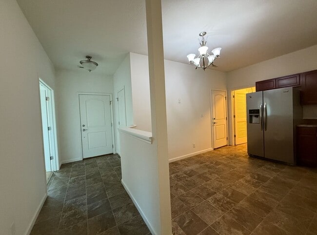 Building Photo - Blackthorne Community...3 Bedroom 2 Bath