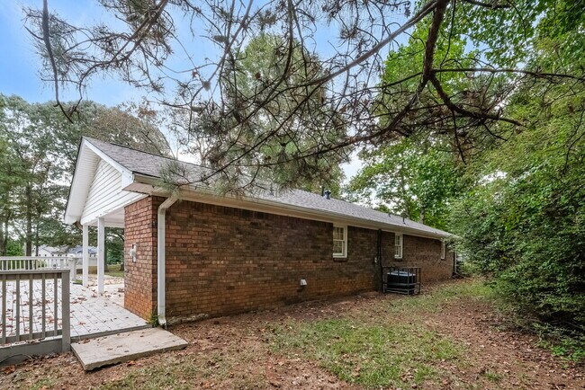 Building Photo - 3805 Nebo Rd