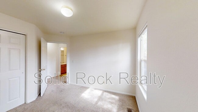 Building Photo - 291 Ellers Grove