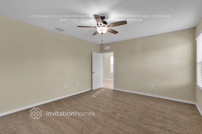 Building Photo - 3310 Acapulco Cir