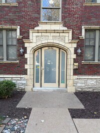 Building Photo - 4220 McPherson Ave