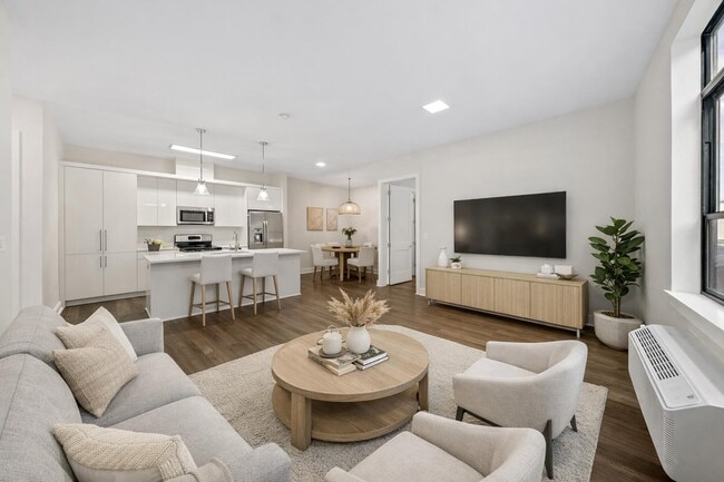 Building Photo - 119 Peter St