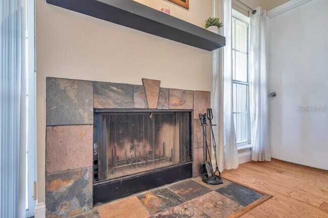 Building Photo - 10811 Indian Hills Ct