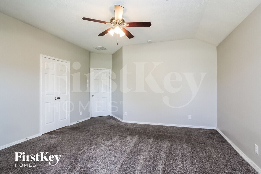 Building Photo - 3331 Aegean Dr