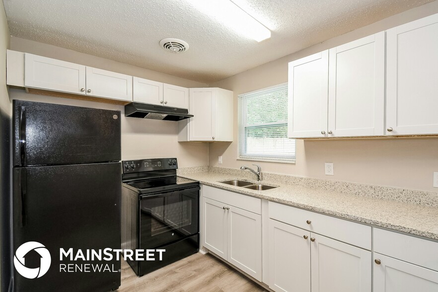 Building Photo - 4710 Herta Rd