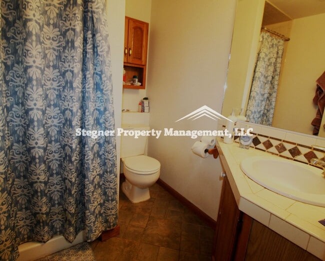 Building Photo - Nice Home in North Loveland