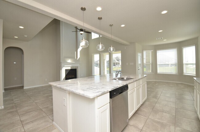 Building Photo - 3502 Gannan Lake Ct