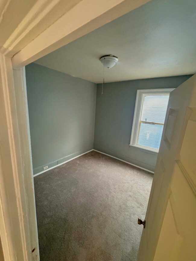 Building Photo - 708 Catherine St