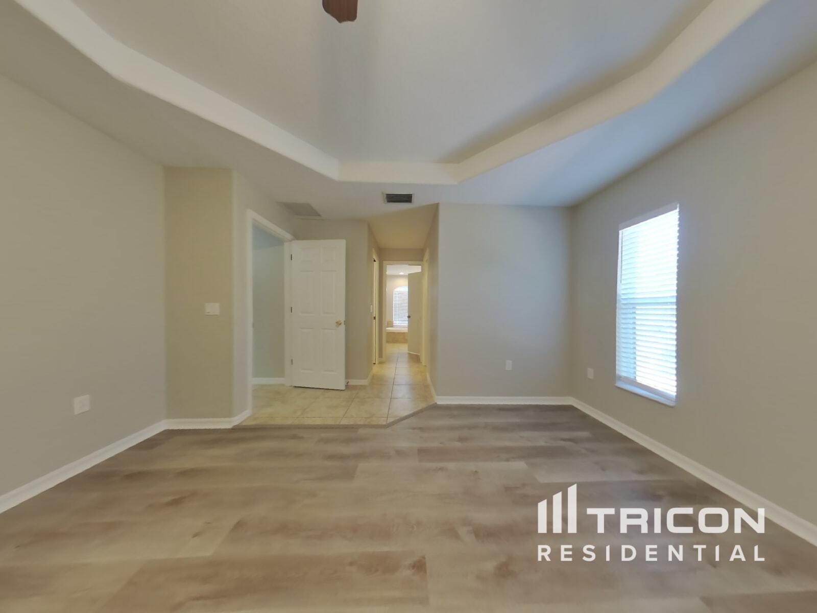 Building Photo - 12229 Helios Ave