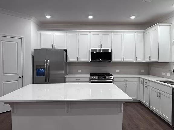 Building Photo - 2780 Westgate Park Dr