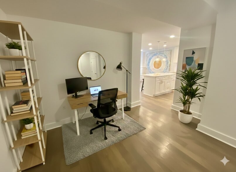 Building Photo - 1820 Clydesdale Pl NW