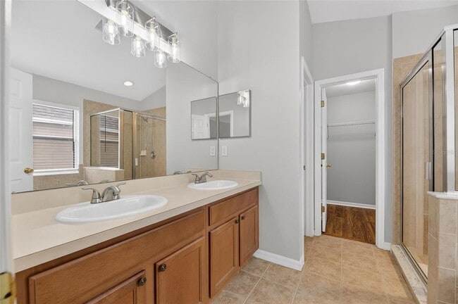 Building Photo - 9613 Cypress Harbor Dr