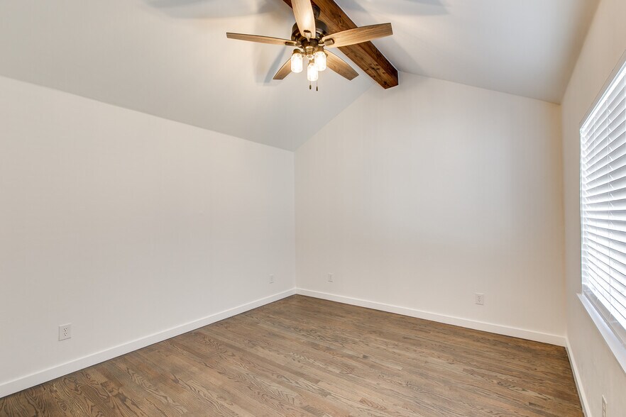 Building Photo - 3012 NW 44th St