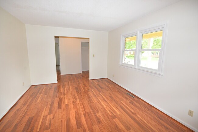 Building Photo - 6101 Tradewinds Ct