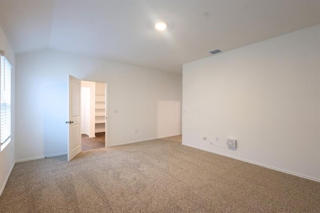 Building Photo - 12306 Bulldogger Bnd