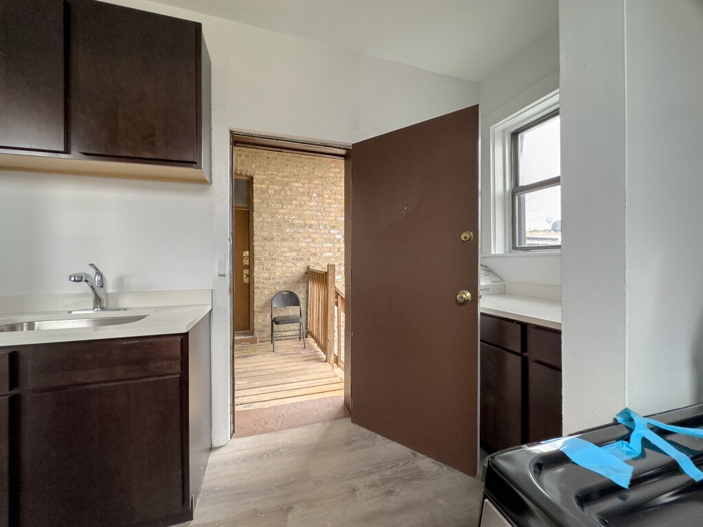 Building Photo - 1536 N Kedzie Ave