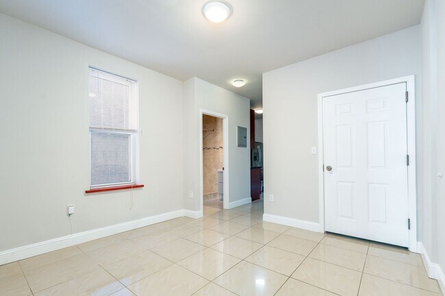 Building Photo - 3803 Haverford Ave