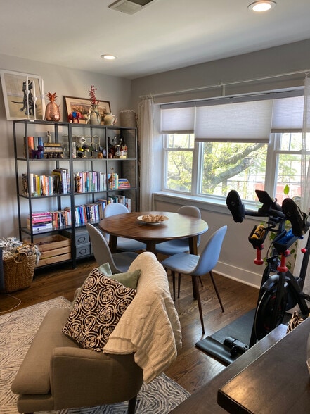 Dining Room - 912 Shepherd St NW