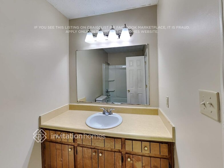 Building Photo - 1759 Killian Hill Rd SW