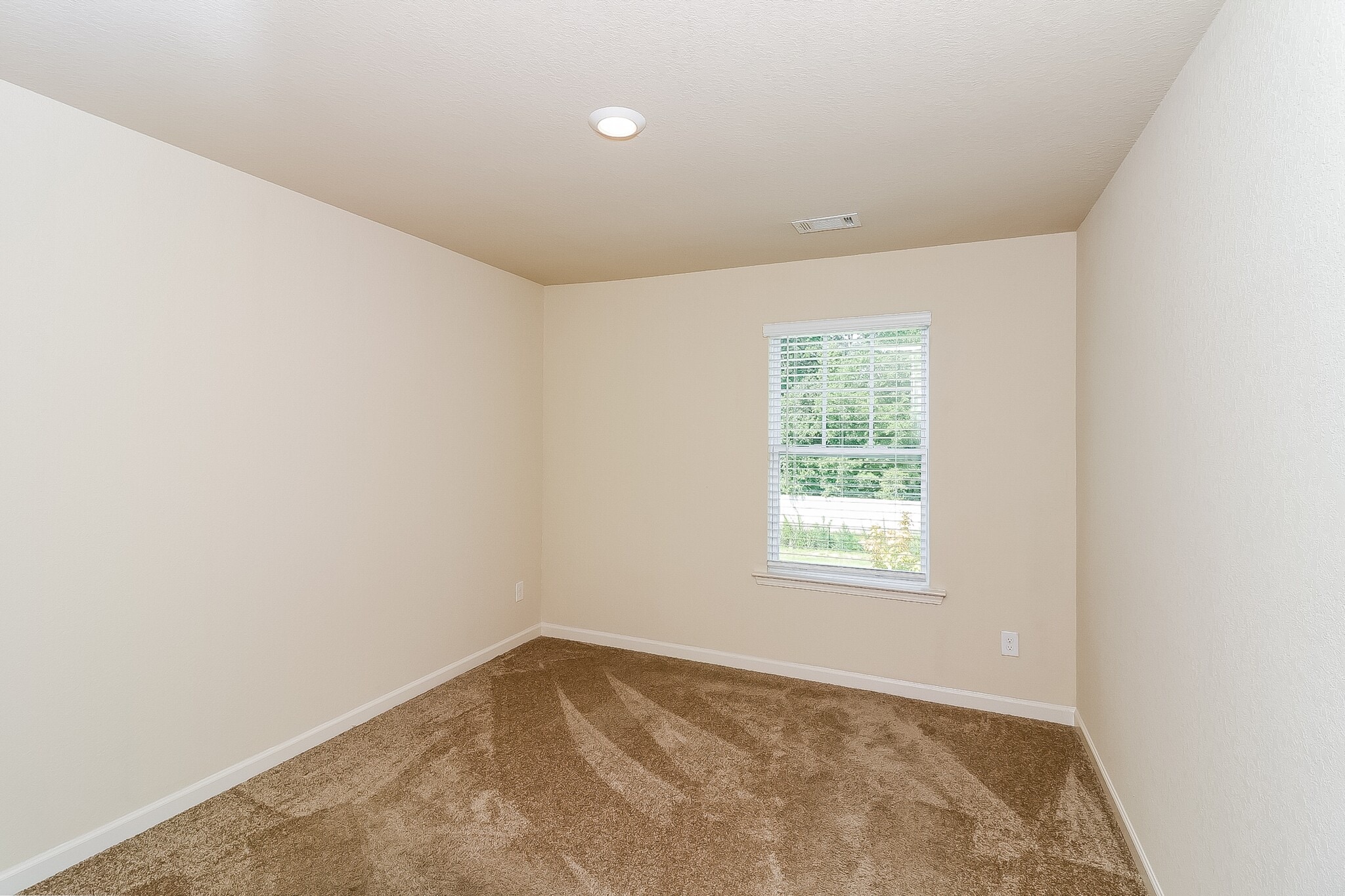 Building Photo - 149 Innis Brk Cir