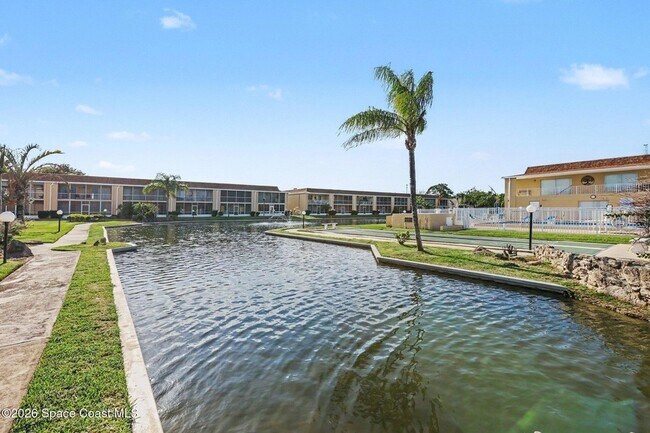 Building Photo - 2135 N Courtenay Pkwy