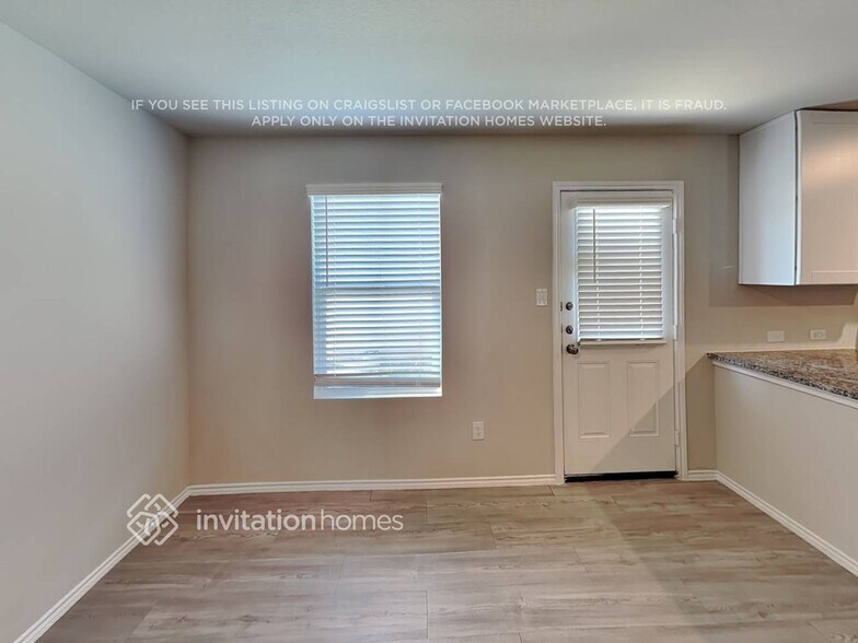 Building Photo - 7327 Plata Cir