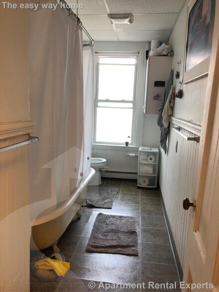 Building Photo - 268 Broadway