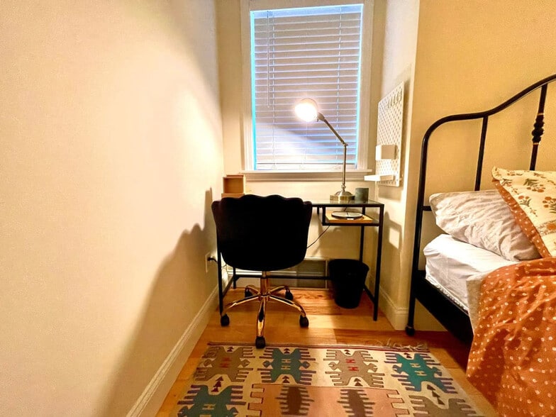 Building Photo - 3 Woodland Dr