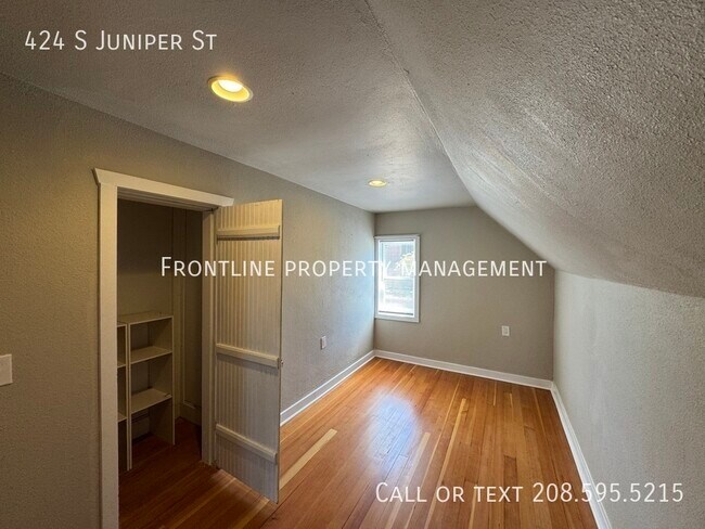 Building Photo - 424 S Juniper St