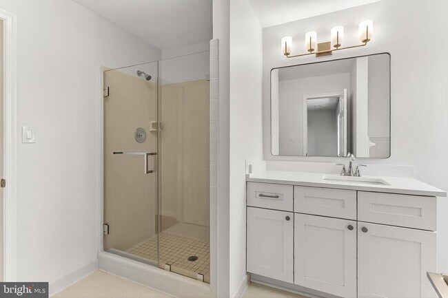 Building Photo - 6294 Dunaway Ct