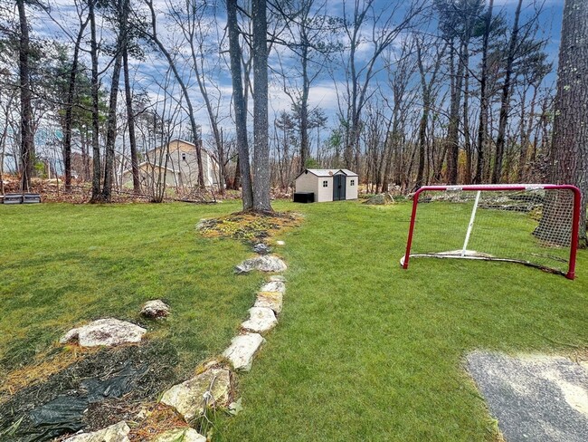 Building Photo - 170 Saddle Hill Rd