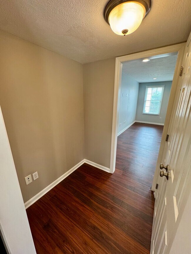Building Photo - Move-In Ready Wexford Home Featuring Modern Updates and an Attached Two-Car