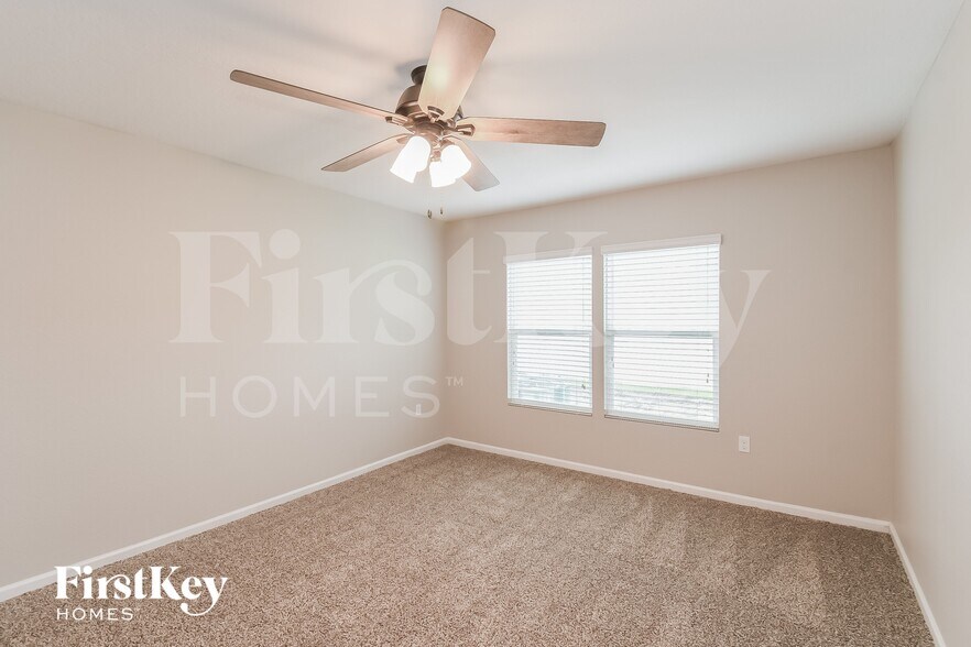 Building Photo - 1958 Tyson Lake Dr