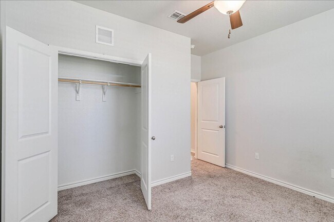 Building Photo - 8010 Calma St