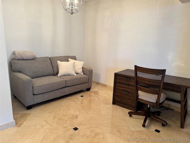 Building Photo - 3100 N Ocean Blvd