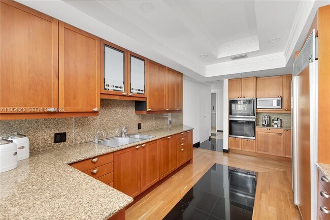 Building Photo - 20165 NE 39th Pl