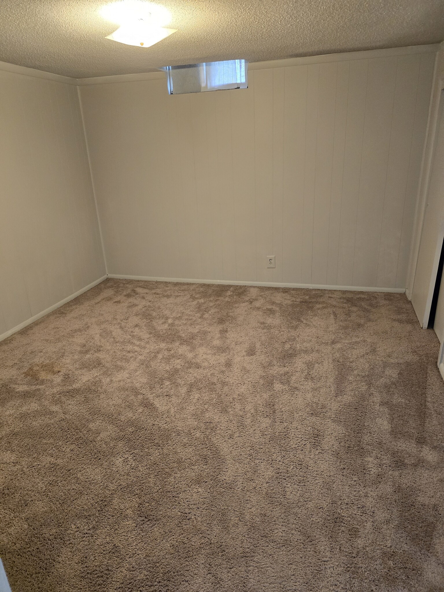 Bedroom - 1216 Beverly St