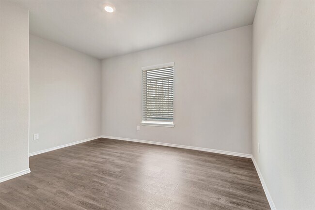 Building Photo - 261 Gallant Front Trl