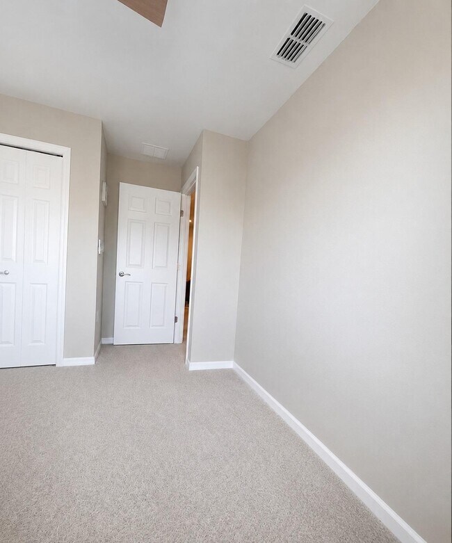 Building Photo - 5797 Freshwater Cyn Dr