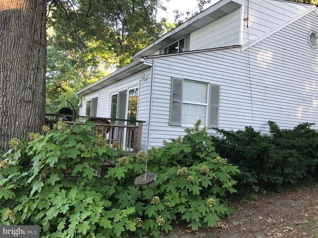 Building Photo - 355 Sturtons Ln