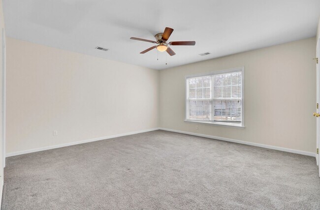 Building Photo - Spacious 5-Bedroom Rental with Dual Master...