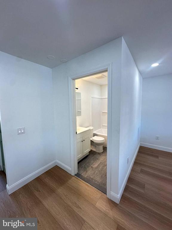 Building Photo - 3125 Belgreen Terrace