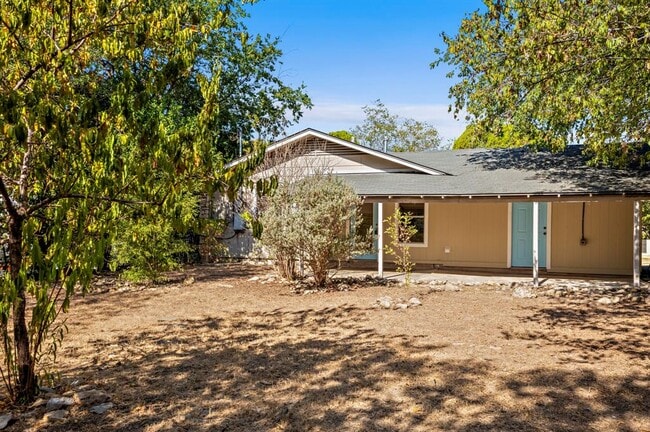 Building Photo - 6709 Tampa Cove